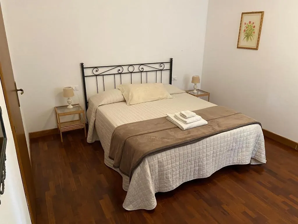 Agriturismo Podere Rondinaio Lamporecchio Bed & Breakfast