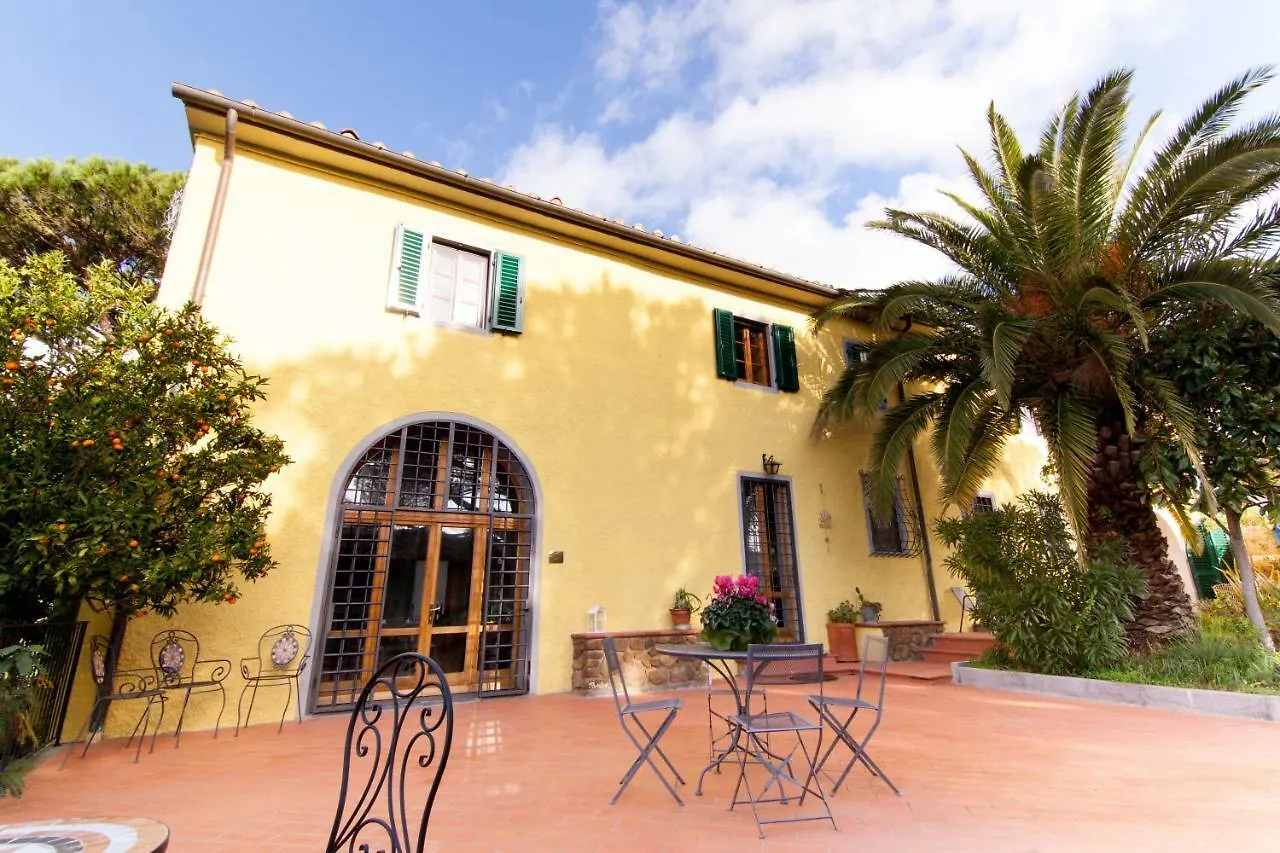 Agriturismo Podere Rondinaio Лампореккьо